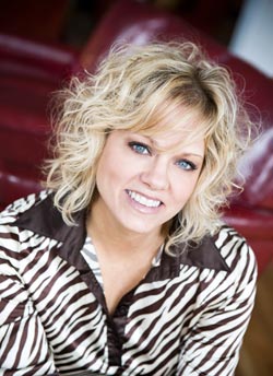 Dream Town Real Estate Consultant - Amy Bechler