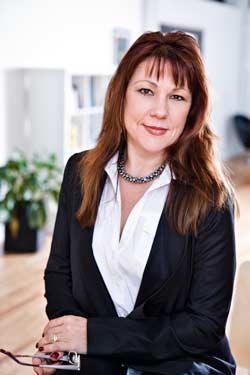 Chicago Realtor - Cathrine Scratch
