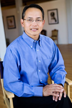 Dream Town Real Estate Consultant - Ray Casambre