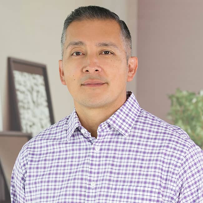 Photograph of Dream Town agent Salomon Lino